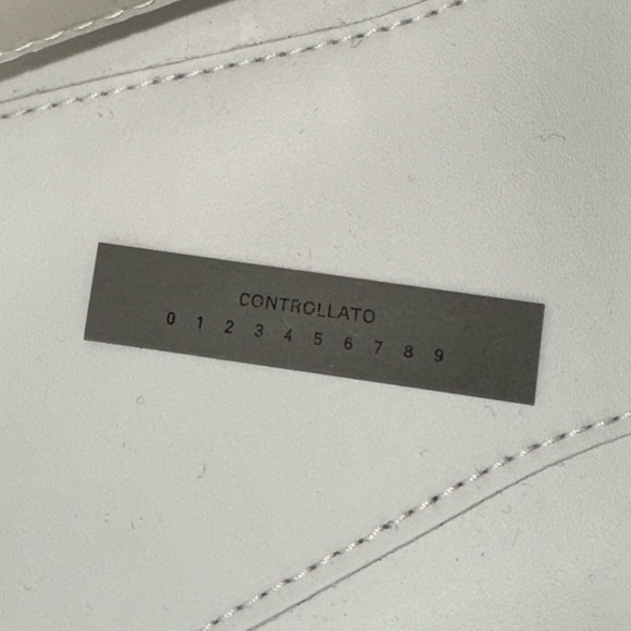 Balenciaga 
White Croc Super Nano Neo Classic Bag (brand new) - Picture 7 of 10